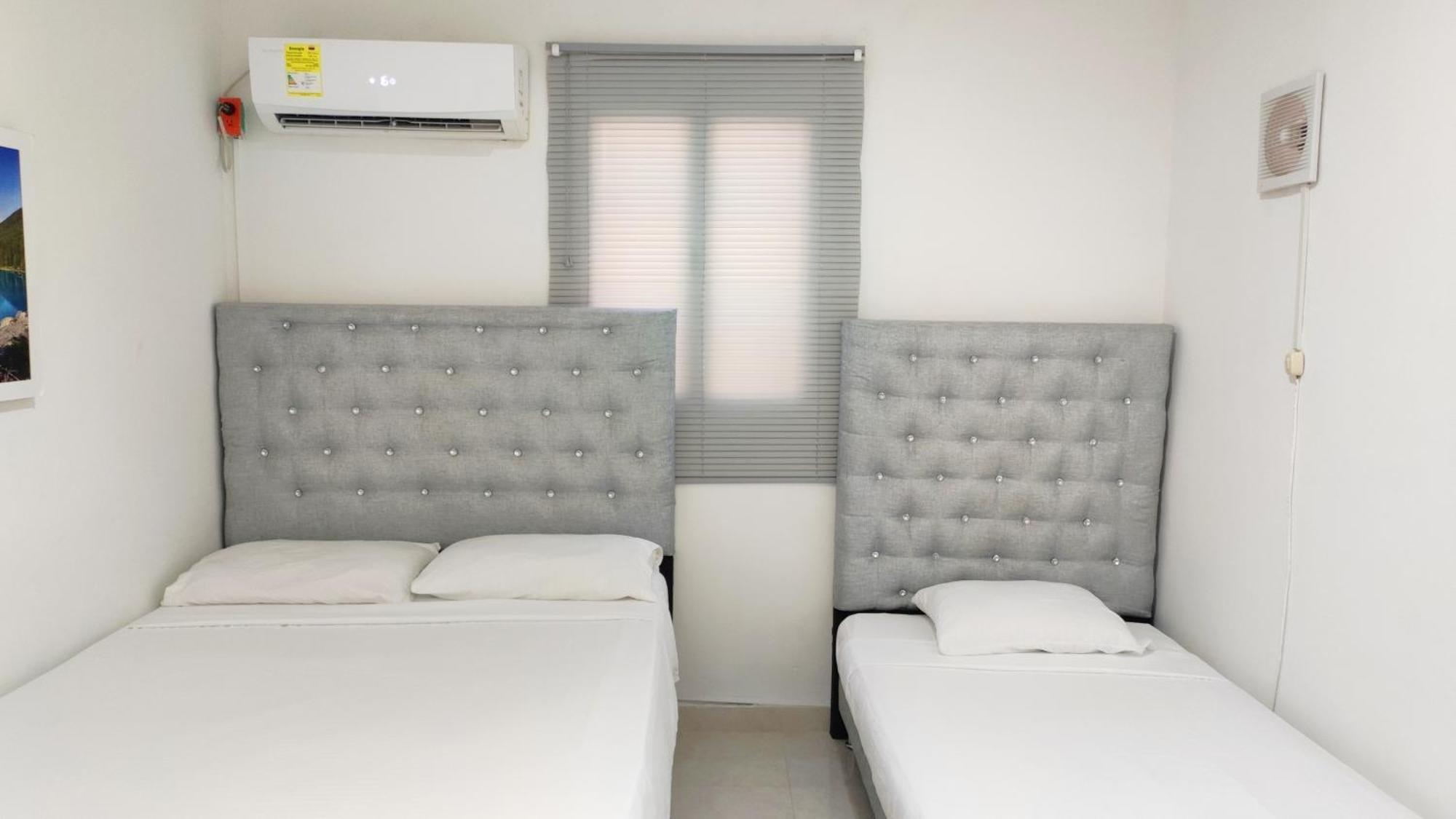Happy Tours Apartments Cartagena Esterno foto