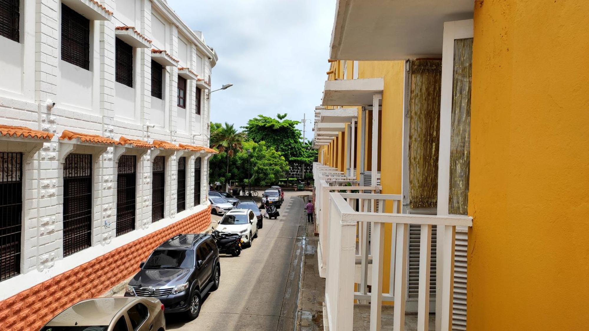 Happy Tours Apartments Cartagena Esterno foto
